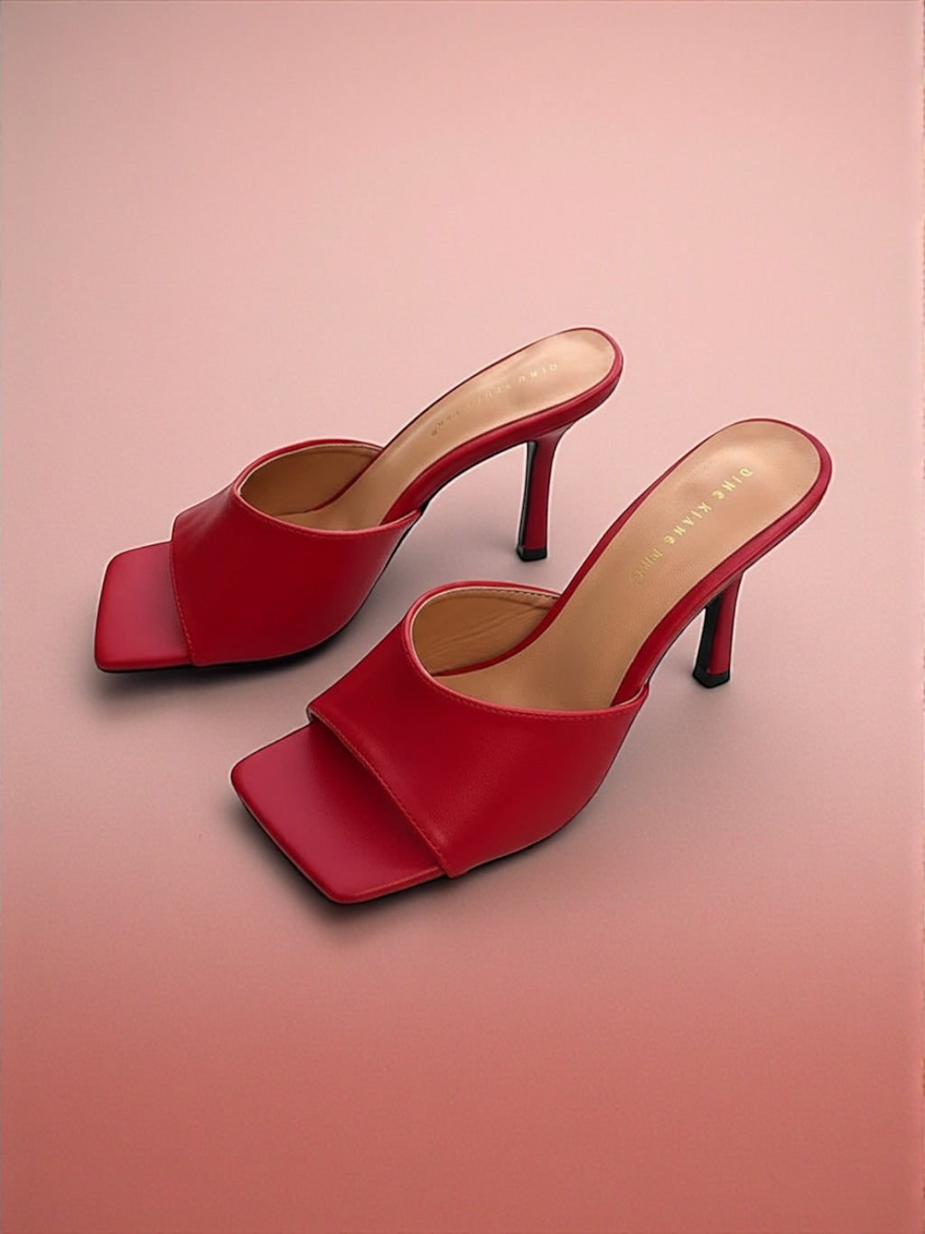 Silhouette Luxe Square Mule Heel