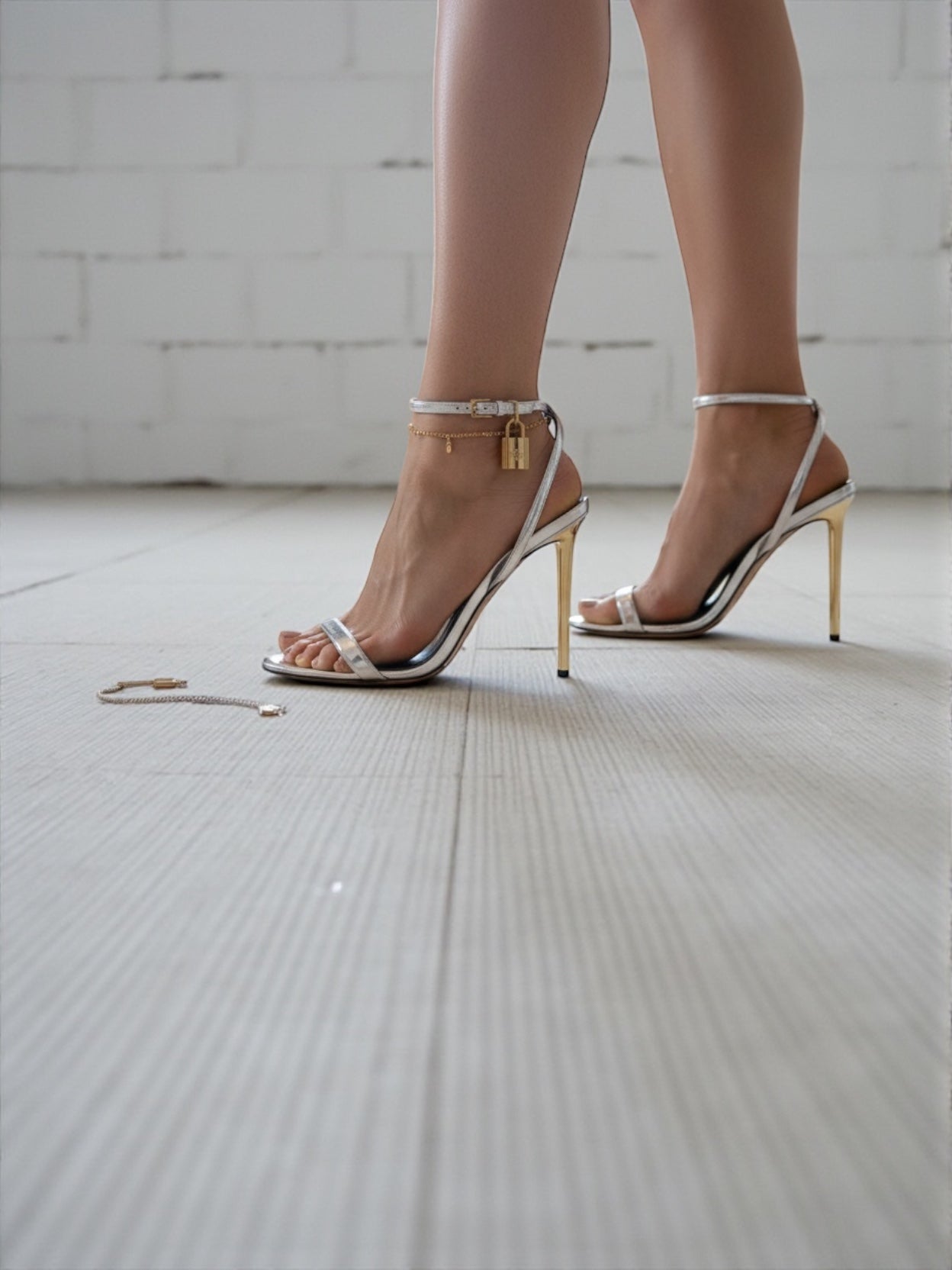 Aurelia Padlock Mirror Sandal