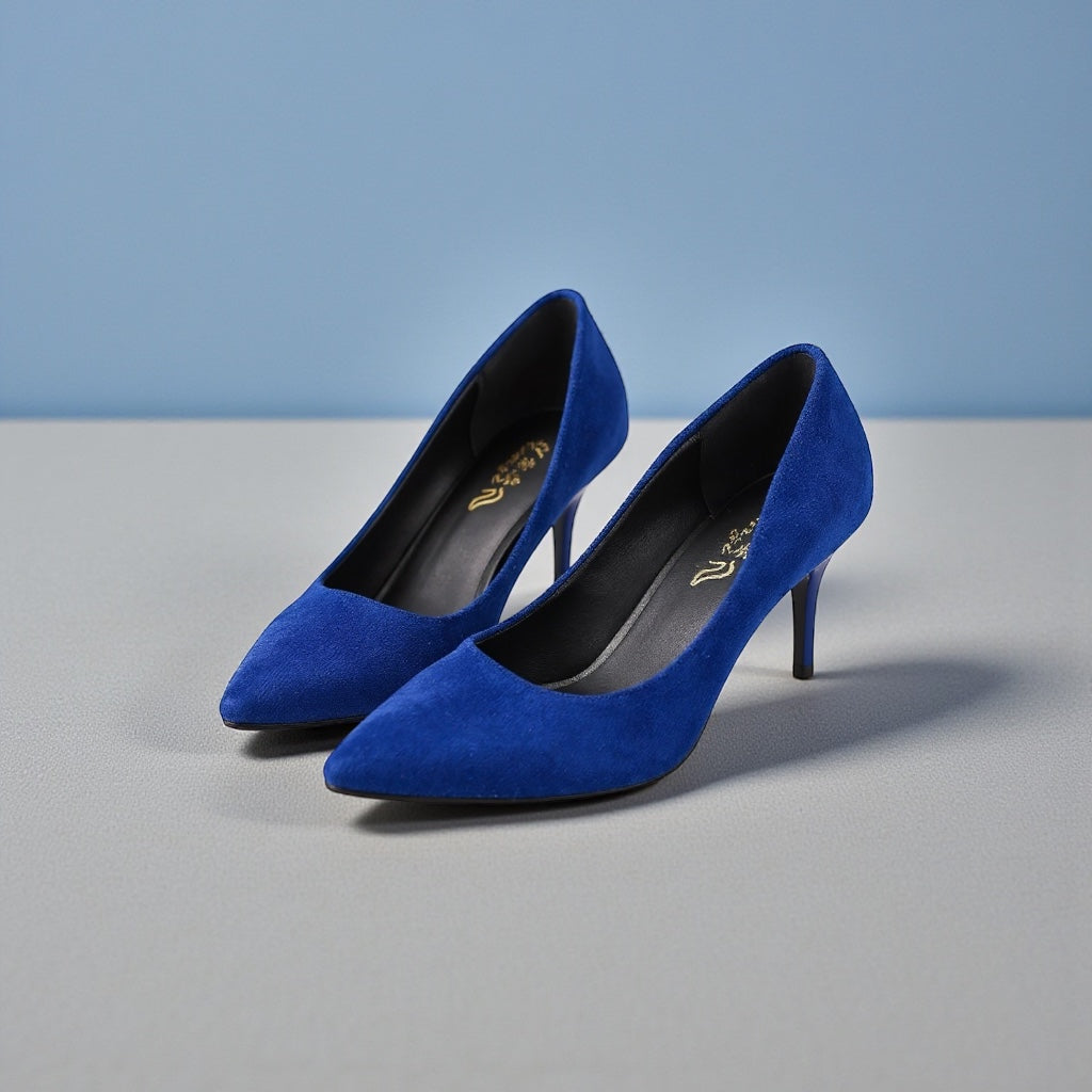Éssentielle Classic Pointed Pump