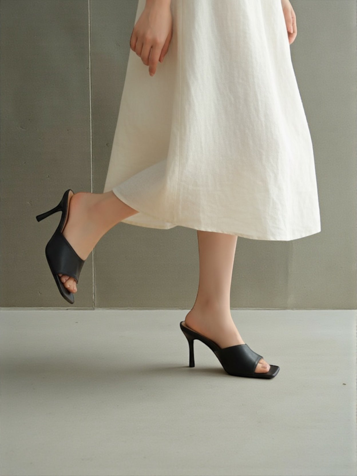 Silhouette Luxe Square Mule Heel