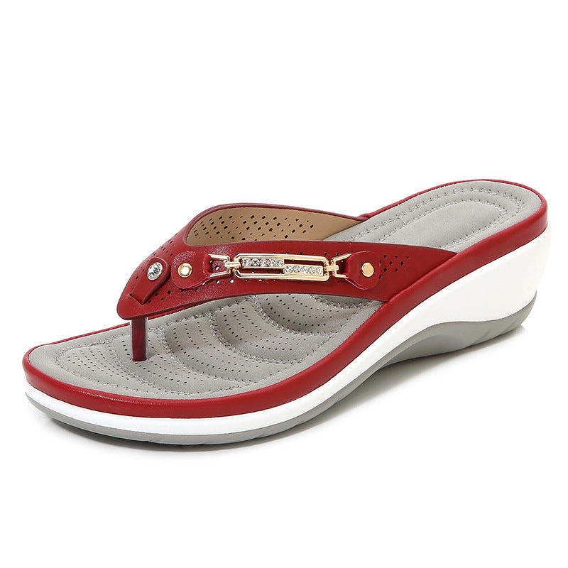 Coastal Comfort Wedge
